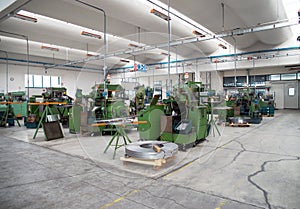 Workshop - Metal forming press