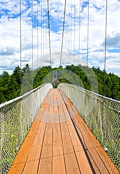 World longest pedestrian suspended bridge Quebec