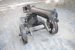 World War I Maxim gun - first recoil-operated machine gun