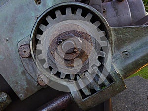 Metal worm drive