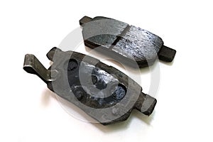 Worn out brake pad or brake shoes