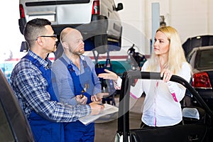 Worried girl talking with specialists