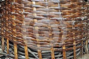 WOVEN BASKET