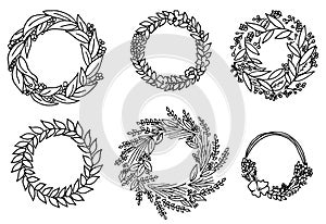 Wreath with flowers. Vector set. Cute Floral collection, hand drawn watercolor. Wedding or greeting cards. Romantic