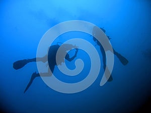 Wreck dive scuba divers blue water philippines