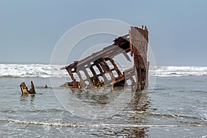 The Wreck of the Peter Iredale, Clatsop Spit near Fort Stevens i