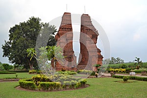 Wringinlawang Temple