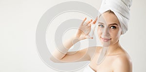 wrinkle prevention spa woman facial care beauty