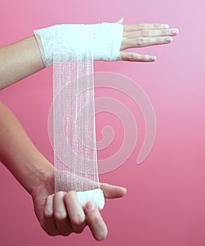 Wrist bandage