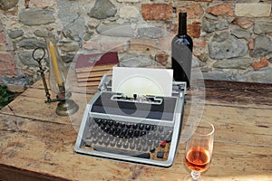 writer's table, typewriter, ideal area for writing