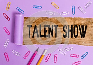Writing note showing Talent Show. Business photo showcasing Competition of entertainers show casting their