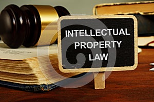 Writing note showing the text intellectual property law