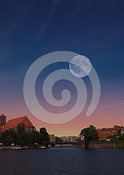 Wroclaw Boulevard Oder Sunrise at river