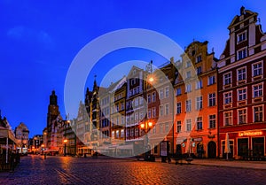 wroclaw market square, early in the morning