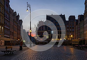 wroclaw market square, early in the morning