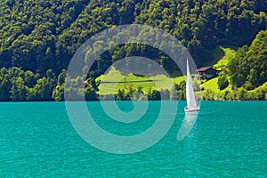 WunderschÃÂ¶ner Lungernsee in den Alpen, Schweiz photo