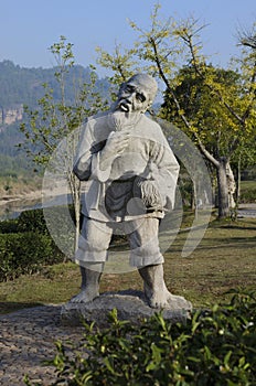Wuyishan old farmer statue