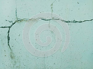 & x22;Cracked Wall Texture in Runway & x22;