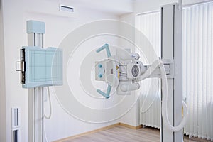 X-ray machine and radiology room