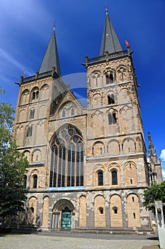 Xanten, Romanesque Saint Victor Cathedral, Lower Rhine, North Rhine-Westphalia, Germany