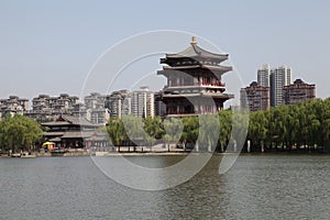 Xi `an datang lotus garden is a famous tourist attraction.