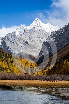 XianuoDuoji Holy Mountain