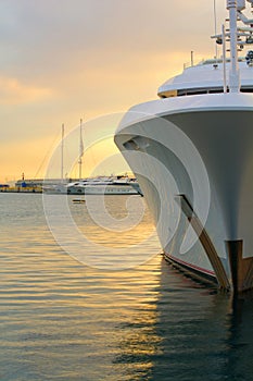 Yacht bow