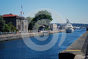 Yacht in Crittenden locks