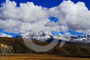 Yala snow mountain and Tagong grassland