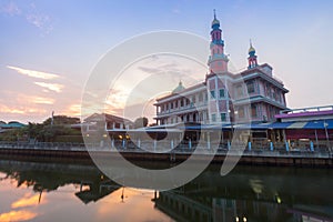 YAM I YA TUN MUSLIMIN SURAO DAENG  Mosque in Bangkok , Thailand