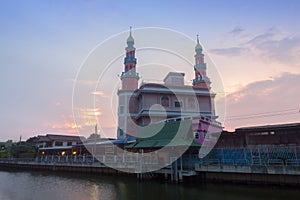 YAM I YA TUN MUSLIMIN SURAO DAENG  Mosque in Bangkok , Thailand