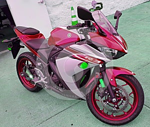 YAMAHA R3 Bike