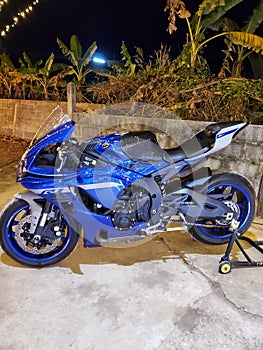 Yamaha yzf R1