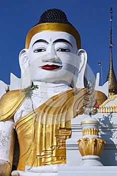 Yan Aung Nan Aung Hsu Taung Pri Pagoda near the town of Nyaungshwe - Myanmar