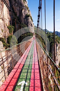 Yandang shan china Fangdong suspension bridge