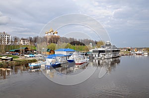 Yaroslavl berth on the background of the new Cathedral of the Dormition