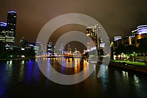 Yarra river at night (Melbourne, Australia)