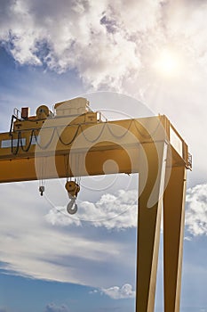 Industrial bridge crane