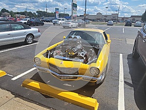 YELLOW CAMERO