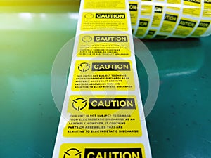 Yellow caution label,Standard caution label with text