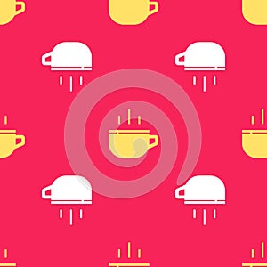 Yellow Coffee cup icon isolated seamless pattern on red background. Tea cup. Hot drink coffee. Vector