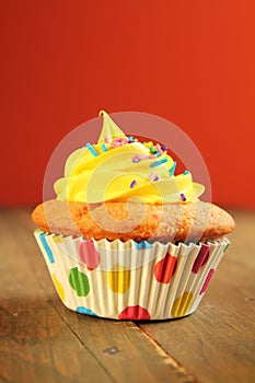 Yellow cupcake