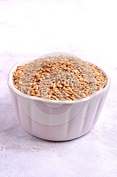 Yellow flax seeds