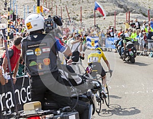 Yellow Jersey on Mont Ventoux - Tour de France 2013