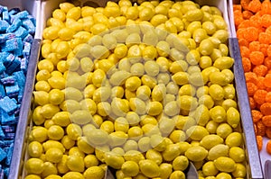 Yellow lemon gums on market