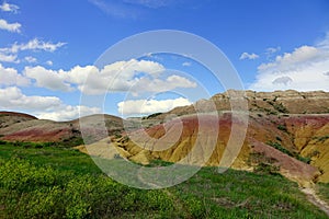 Yellow Mounds, Badlands National Park, SD