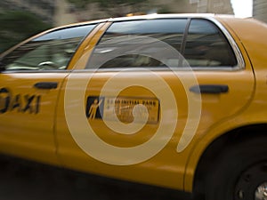 Yellow New York taxicab photo