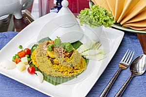Yellow Rice with Chicken - Thai halal food