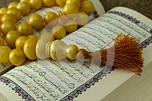 Yellow rosaries of the Quran