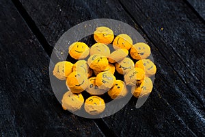 Yellow smile in heap